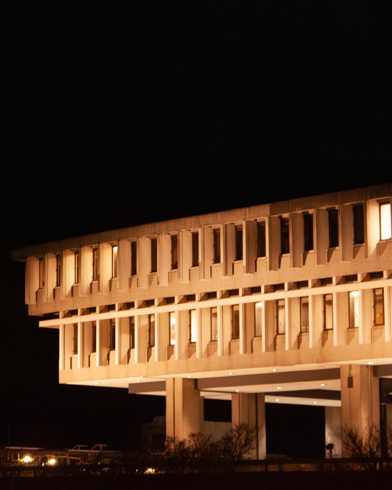 img1.jpg
